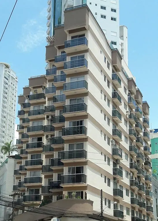 Apartamento Coral - 1 Quadra Do Mar Balneário Camboriú 0*,  Brasil